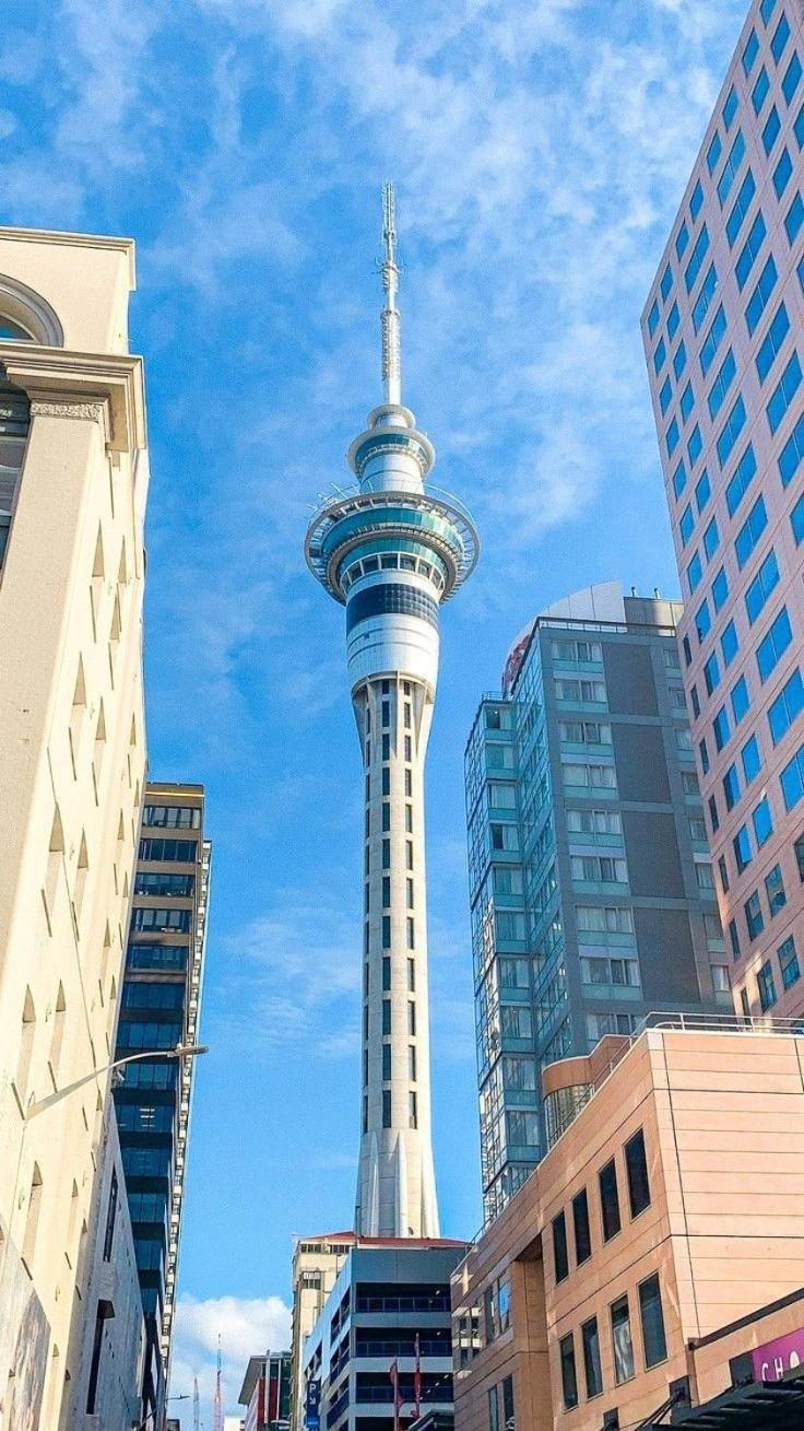 Just Opposite To Sky Tower , 2 Bed 2 Bath In Cbd Apartment Оукланд Екстериор снимка